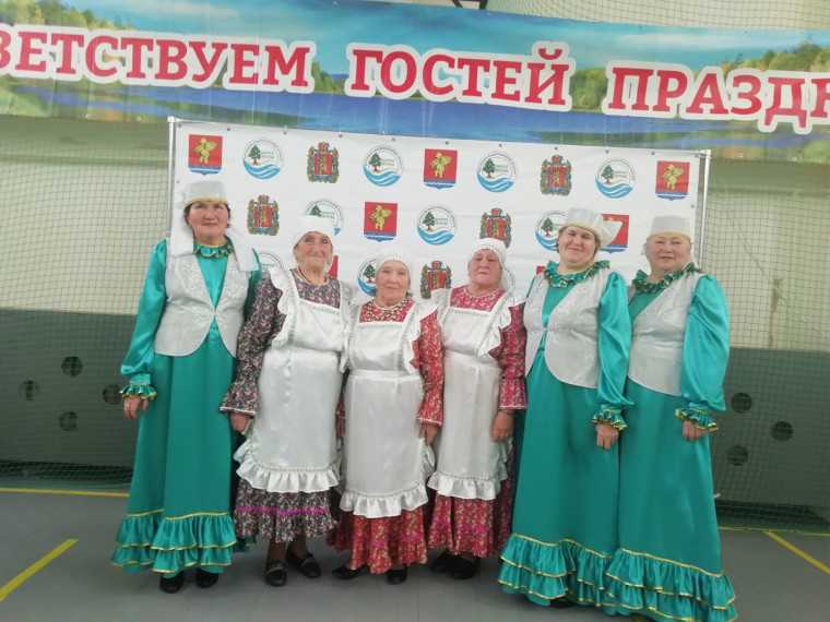 Сегодня прошел VIII открытый фестиваль национальных культур "Сибирское ожерелье".. Сегодня прошел VIII открытый фестиваль национальных культур "Сибирское ожерелье"..